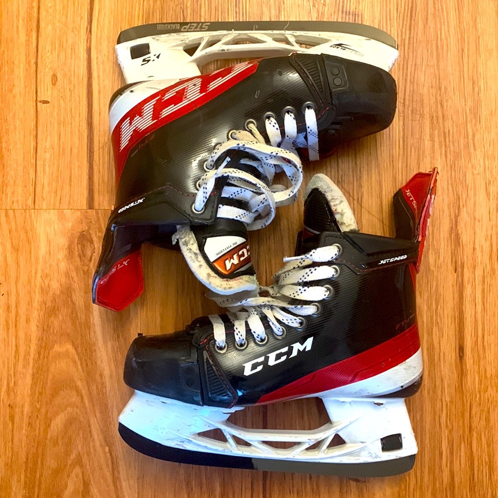 CCM FT4 pro skates